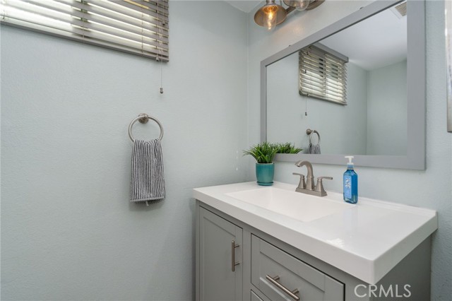 15900 Rowland Street, La Puente CA: https://media.crmls.org/medias/0c9241f9-49cf-4482-bbac-f6bb9b3c9f51.jpg