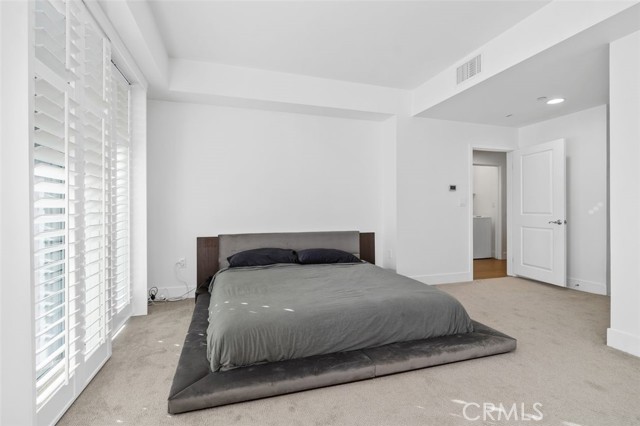 Detail Gallery Image 21 of 40 For 150 the Promenade #202,  Long Beach,  CA 90802 - 3 Beds | 3 Baths