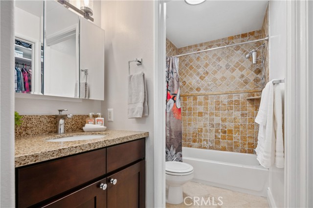Detail Gallery Image 16 of 33 For 4128 Whitsett Ave #103,  Studio City,  CA 91604 - 2 Beds | 2 Baths