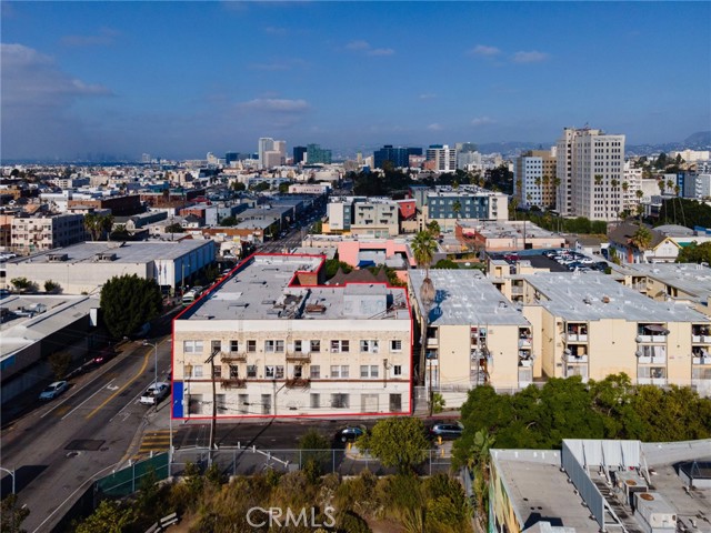Image 6 of 19 For 694 Burlington Avenue