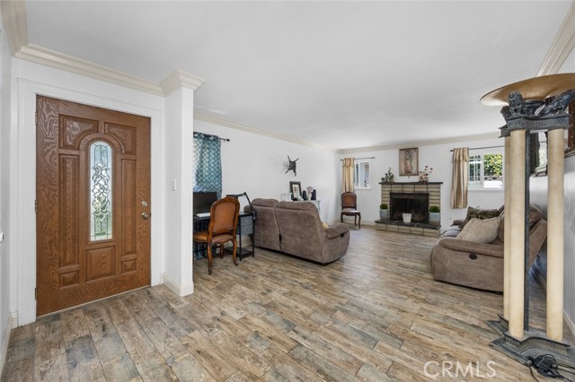 Detail Gallery Image 5 of 31 For 7172 Hayes Cir, Buena Park,  CA 90620 - 3 Beds | 2 Baths