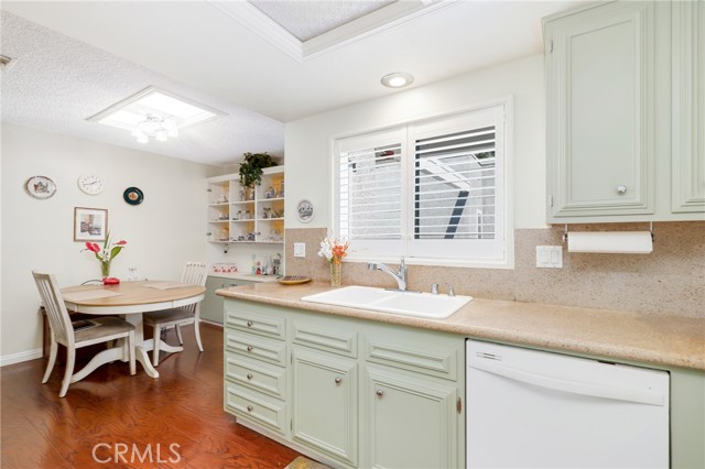 Detail Gallery Image 10 of 25 For 2402 via Mariposa 3a,  Laguna Woods,  CA 92637 - 3 Beds | 2 Baths