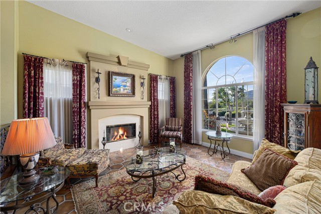 Detail Gallery Image 11 of 75 For 5376 Edgewood Dr, La Verne,  CA 91750 - 4 Beds | 3 Baths