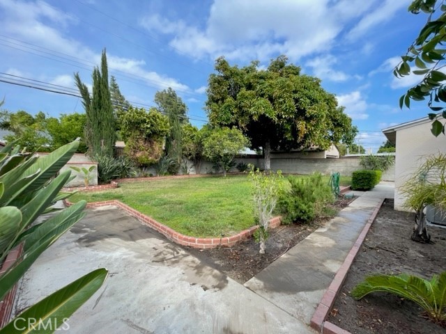 8600 Stansbury Avenue photo 6