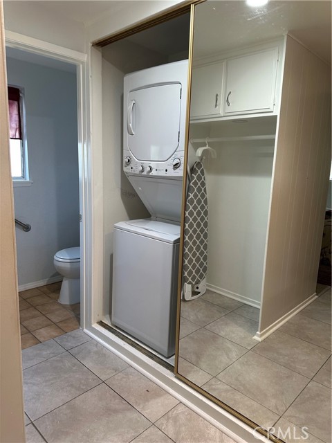 Detail Gallery Image 3 of 5 For 2329 via Mariposa #B,  Laguna Woods,  CA 92637 - 2 Beds | 2 Baths
