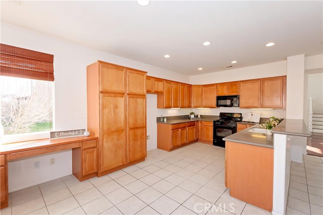 Detail Gallery Image 12 of 47 For 3147 Kildare, Lancaster,  CA 93536 - 3 Beds | 3 Baths