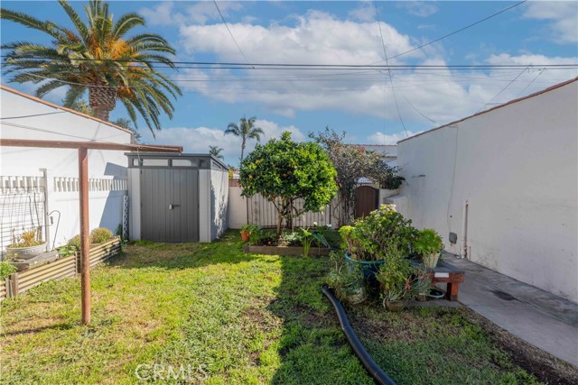 Image 31 of 35 For 3730 Walnut Avenue