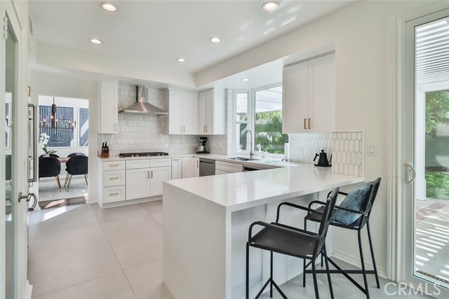 2505 Peachwood Place, Westlake Village CA: https://media.crmls.org/medias/0c962695-ed1d-48d6-bce8-5b47a7123025.jpg