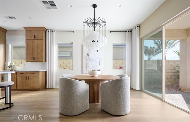 Detail Gallery Image 3 of 11 For 73824 Mojave Desert Dr, Palm Desert,  CA 92211 - 2 Beds | 2 Baths