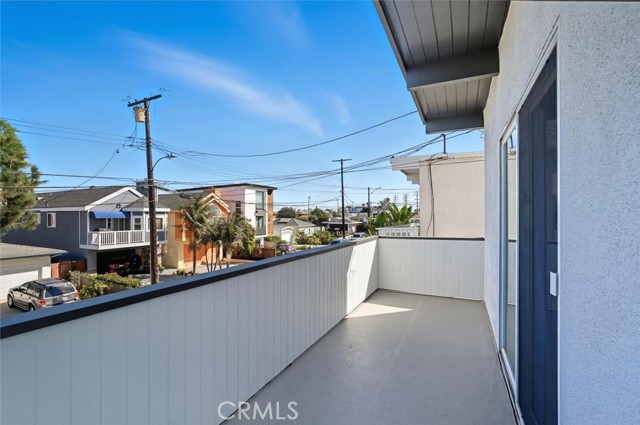 1734 Van Horne Lane, Redondo Beach, California 90278, 4 Bedrooms Bedrooms, ,Residential,For Sale,Van Horne,SB25214024