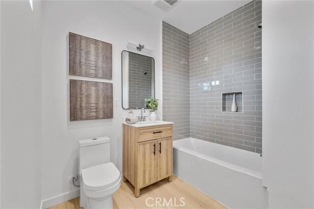 Detail Gallery Image 13 of 25 For 274 N 11th Ave #1,  Upland,  CA 91786 - 2 Beds | 2 Baths