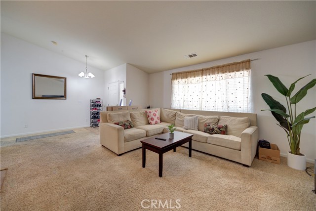 Detail Gallery Image 4 of 27 For 9024 Cascada Rd, Atascadero,  CA 93422 - 3 Beds | 2 Baths