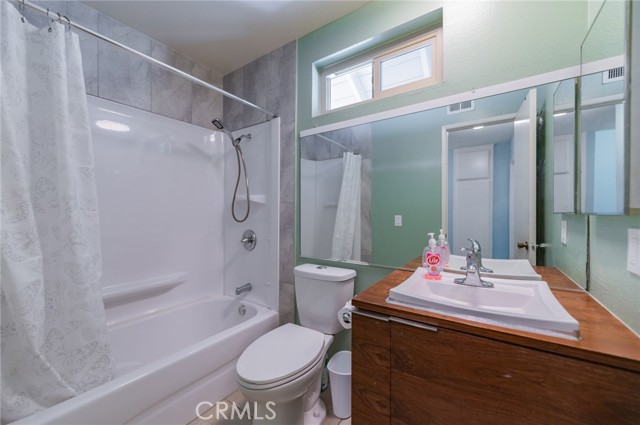 3545 Eucalyptus Street, West Covina CA: https://media.crmls.org/medias/0c98261f-208e-4ed7-9713-6834423dbbeb.jpg