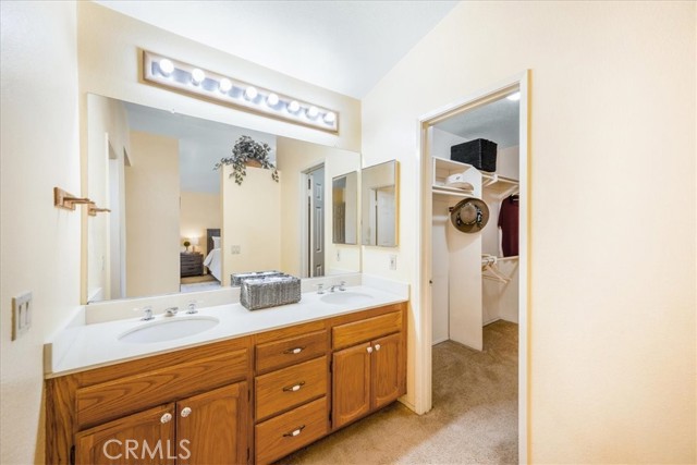 29812 Nightview Circle, Temecula CA: https://media.crmls.org/medias/0c9901d5-f1de-4280-93e0-60a2fbd9d5b4.jpg