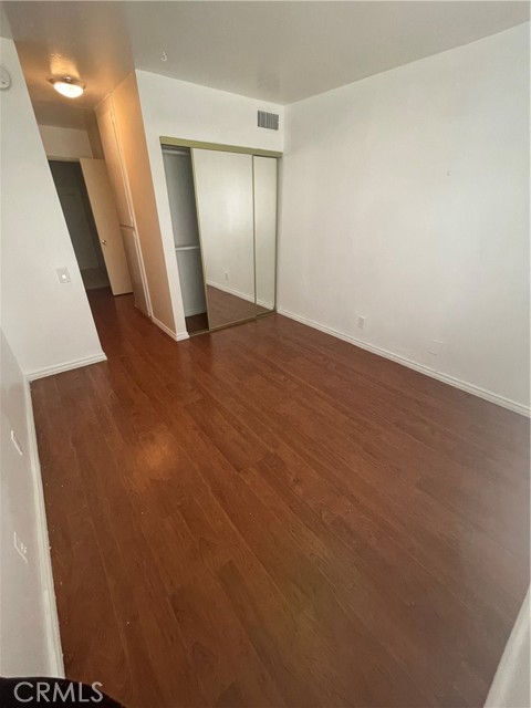 Detail Gallery Image 22 of 29 For 5460 White Oak Ave #J206,  Encino,  CA 91316 - 2 Beds | 2 Baths