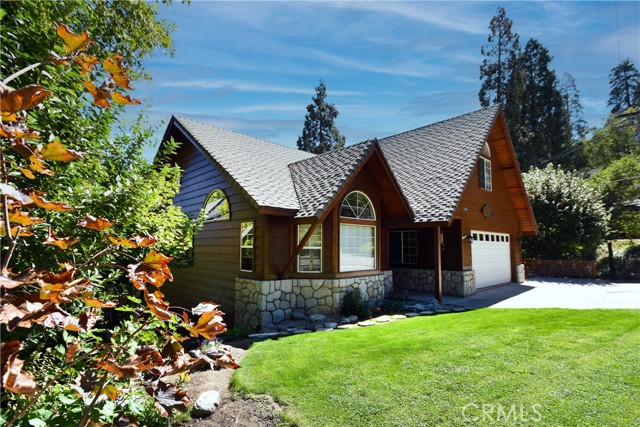 Detail Gallery Image 52 of 72 For 27547 W Shore Rd, Lake Arrowhead,  CA 92352 - 3 Beds | 3/1 Baths