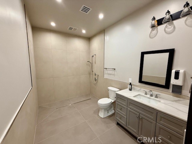 https://media.crmls.org/medias/0c9a0b2d-6986-4b48-aeb1-3a9b2565d124.jpg?preset=X-Large