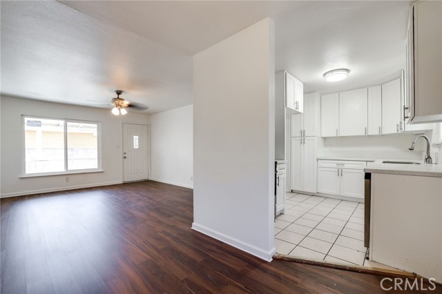 Detail Gallery Image 4 of 12 For 701 Chalynn Cir #701,  Orange,  CA 92886 - 3 Beds | 1 Baths