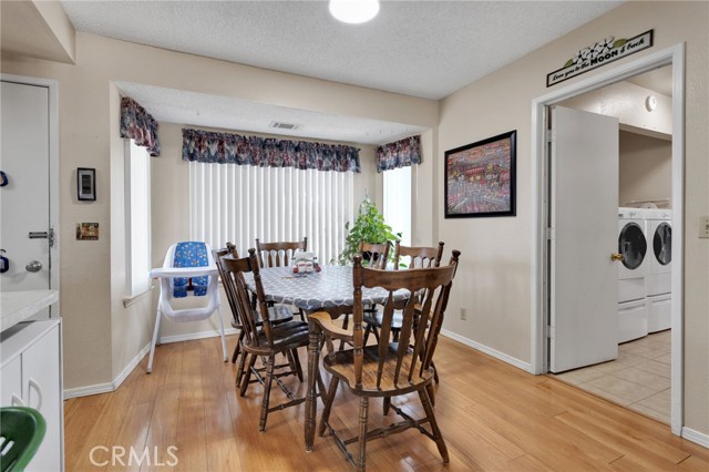 Detail Gallery Image 11 of 39 For 15192 Osage Rd, Apple Valley,  CA 92307 - 3 Beds | 2 Baths