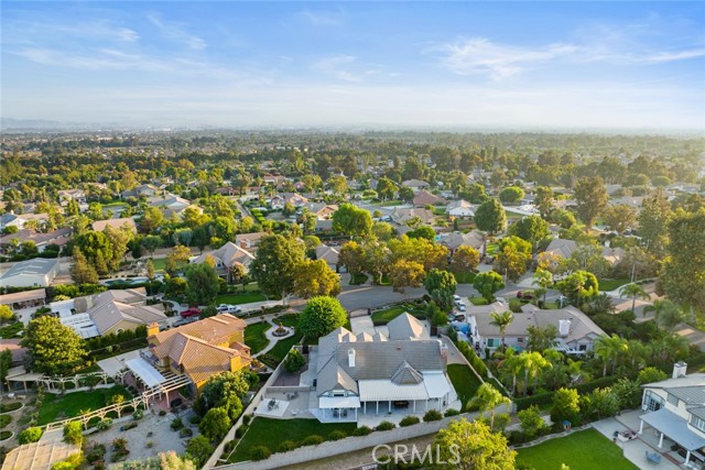 Such a beautiful home in such a beautiful neighborhood.