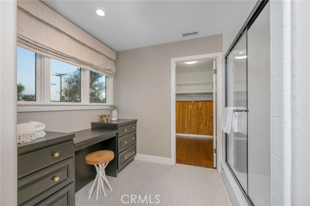 1704 Poinsettia, Manhattan Beach, California 90266, 4 Bedrooms Bedrooms, ,3 BathroomsBathrooms,Residential,For Sale,Poinsettia,SB26093212
