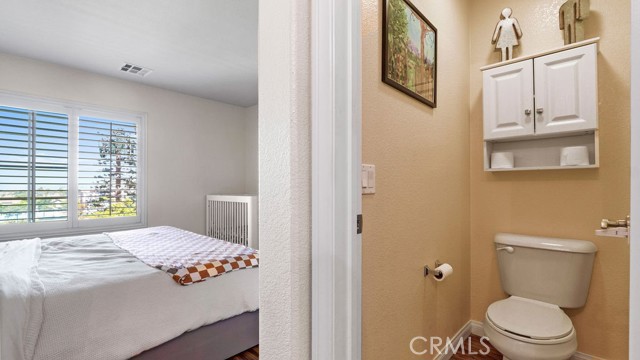 Detail Gallery Image 14 of 35 For 1888 Caminito Treviana, Chula Vista,  CA 91913 - 2 Beds | 2/1 Baths