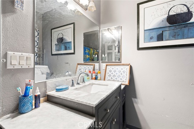 25785 Edgemont Court, San Bernardino CA: https://media.crmls.org/medias/0ca0fb2f-a9f7-4d9b-8205-bc0ce417b0ac.jpg
