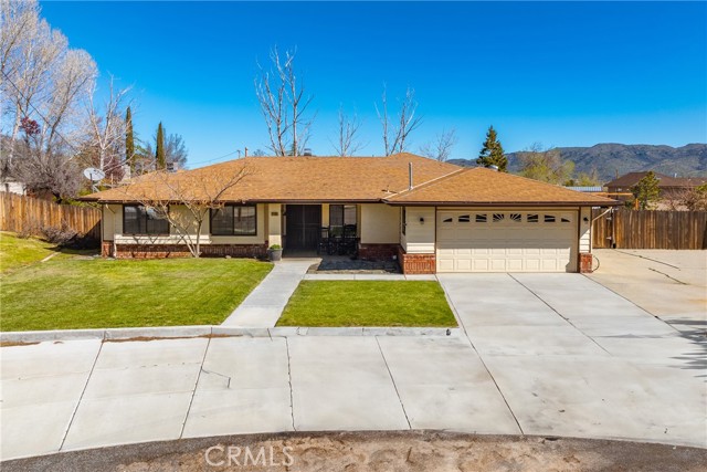 Detail Gallery Image 3 of 45 For 21766 Fox Ct, Tehachapi,  CA 93561 - 3 Beds | 2 Baths