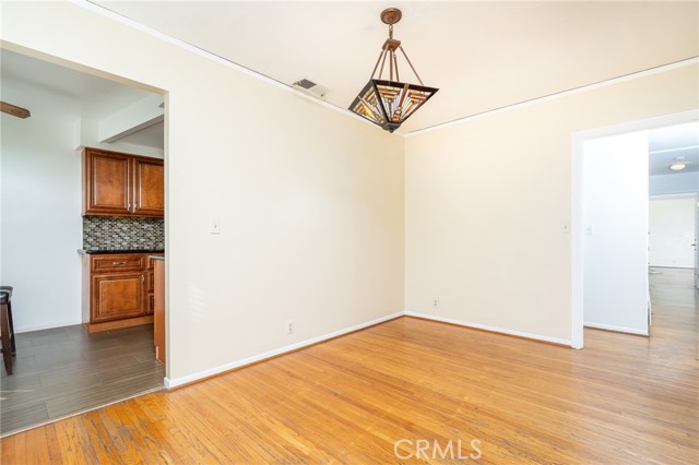 Detail Gallery Image 11 of 38 For 8543 6th, Downey,  CA 90241 - 3 Beds | 2 Baths