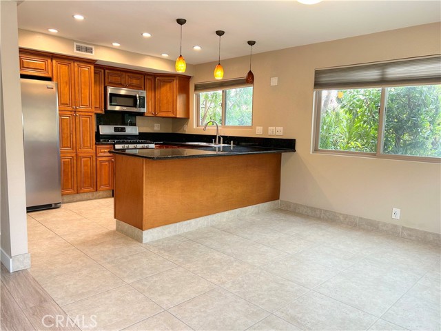 Detail Gallery Image 7 of 27 For 33932 El Encanto Ave a,  Dana Point,  CA 92629 - 2 Beds | 2 Baths