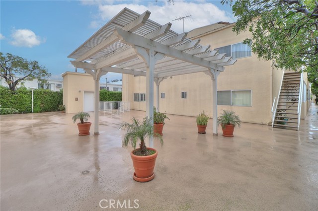 13801 Oxnard Street, 208 photo 4