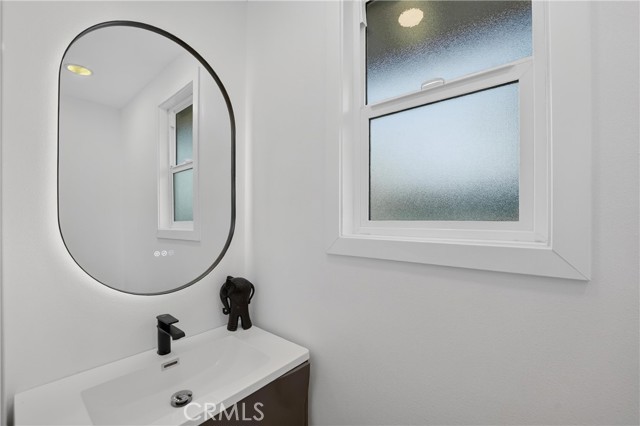 3412 North San Joaquin photo 27