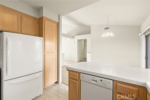 Detail Gallery Image 14 of 35 For 282 Picholine Way, Chico,  CA 95928 - 3 Beds | 2 Baths