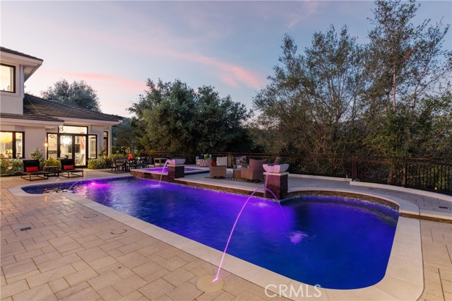 Image 56 of 70 For 8 Palomino  