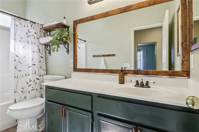 Detail Gallery Image 17 of 39 For 31675 Brisa Ct, Murrieta,  CA 92563 - 5 Beds | 3 Baths