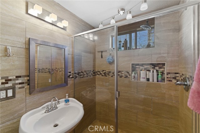 Detail Gallery Image 21 of 42 For 9824 Linden Ave, Bloomington,  CA 92316 - 3 Beds | 2 Baths