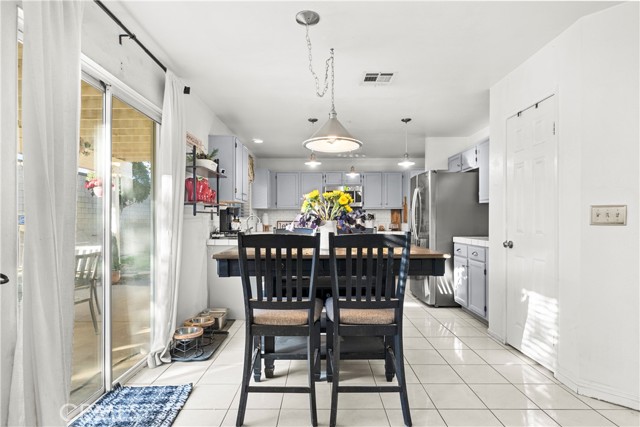 3009 Kaylyn, Lancaster CA: https://media.crmls.org/medias/0ca77daa-e927-4021-8d49-5275429307f2.jpg