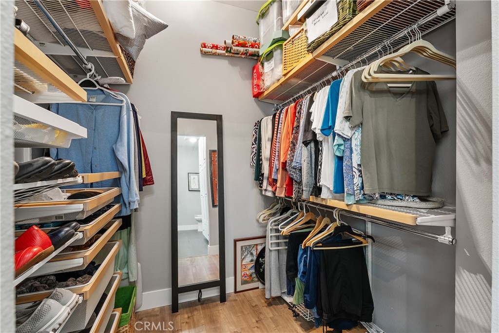 MLS #OC25261360 image #27