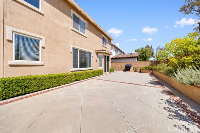 11 Asbury, Irvine CA: https://media.crmls.org/medias/0ca7fac3-0202-4f53-9584-3b6197ba3624.jpg