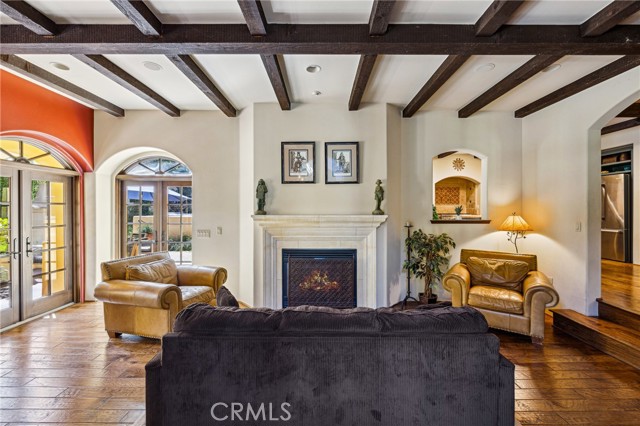 935 Isabella Way, San Luis Obispo CA: https://media.crmls.org/medias/0ca858bd-1c0e-4c95-90f4-3cbc32ba2244.jpg