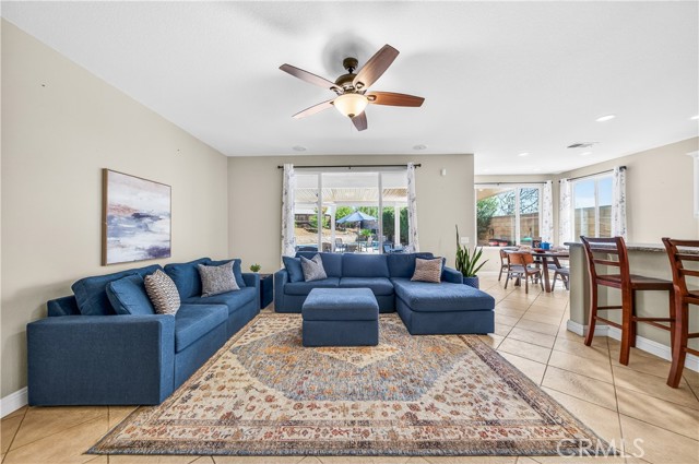 Detail Gallery Image 14 of 37 For 35978 Covington, Wildomar,  CA 92595 - 4 Beds | 3 Baths