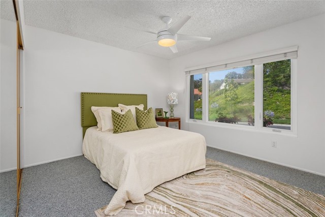 27992 Via Chocano, Mission Viejo CA: https://media.crmls.org/medias/0ca8ba71-b74b-4b79-8738-37e2b7c0cbf1.jpg