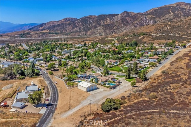 35225 Crystal Street, Yucaipa CA: https://media.crmls.org/medias/0ca941dd-090e-4fdd-a707-f7d98f343ce5.jpg