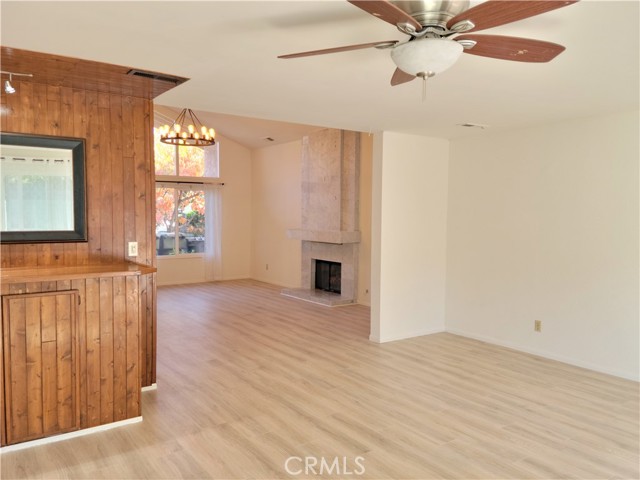 DINING ROOM/FAMILY ROOM