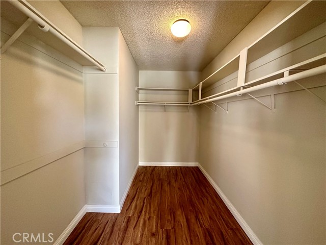 Master Bedroom Walk In Closet