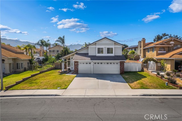 Detail Gallery Image 1 of 43 For 10059 Rock Hill, Moreno Valley,  CA 92557 - 4 Beds | 3 Baths