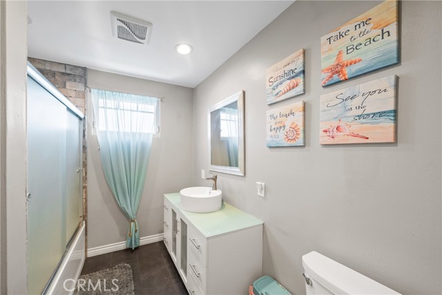 Detail Gallery Image 33 of 52 For 3805 W 180th Place, Torrance,  CA 90504 - 4 Beds | 3 Baths