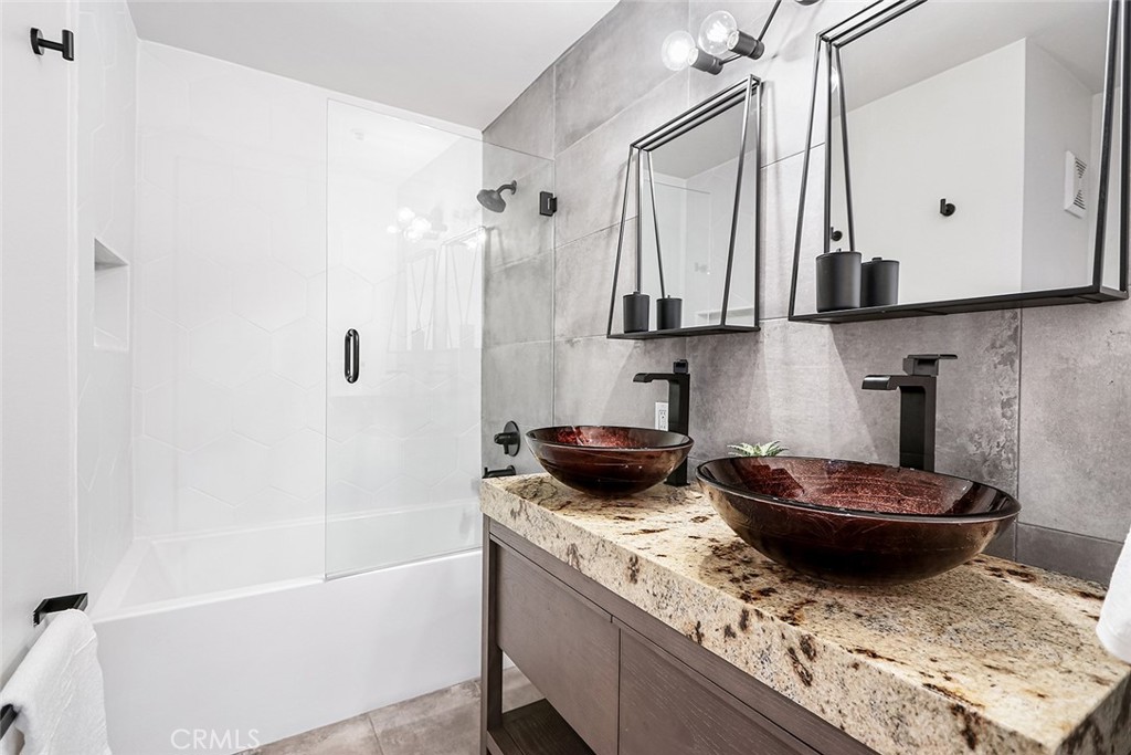 MLS #SB25238600 image #23