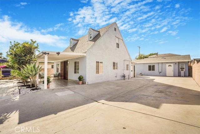 13737 Mercer Street, Pacoima CA: https://media.crmls.org/medias/0cab7133-09ac-40f0-b90b-ac01d6dcbeda.jpg