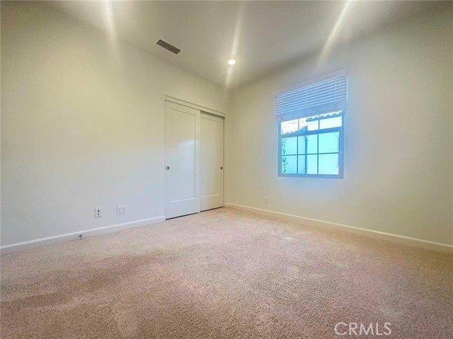 Detail Gallery Image 10 of 16 For 182 Augustine, Irvine,  CA 92618 - 4 Beds | 3/1 Baths